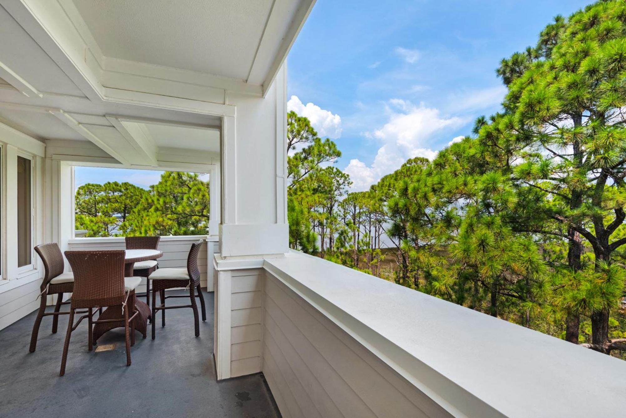 Cozy Bayside Retreat At Lasata , Stunning Panoramic Views ,Steps Away From Baytowne Wharf, 3 Bedrooms 3 Full Baths !! Destin Exterior photo